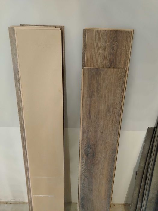 Ламиниран паркет ac4/32  + ПВЦ первази