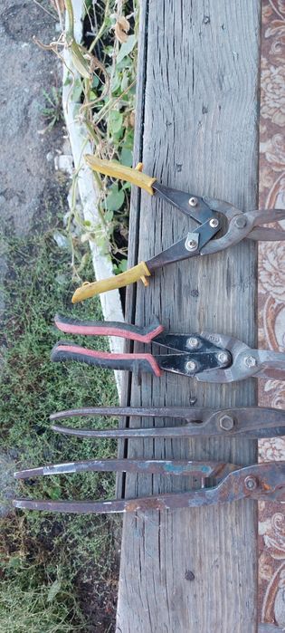 Продам ножницы по металлу