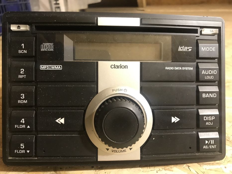 Продам решётку радиатора.