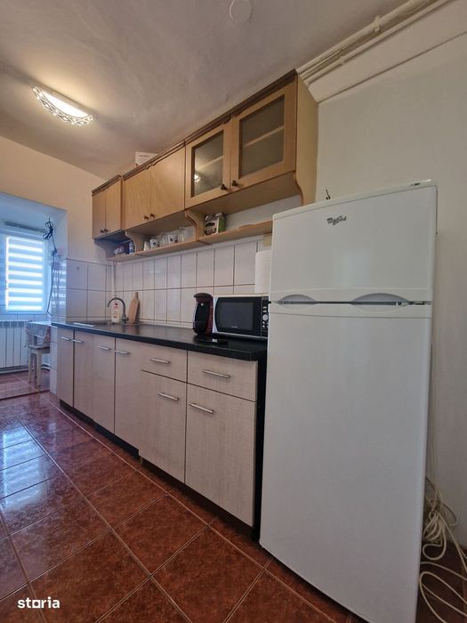 Faleza Nord-Garsoniera decomandata, centrala gaze, termen lung-350euro