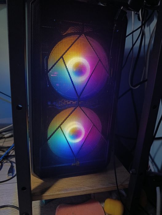 Gaming PC GTX 1070 / SSD / 8GB RAM / 600W PSU / Windows 10 Pro