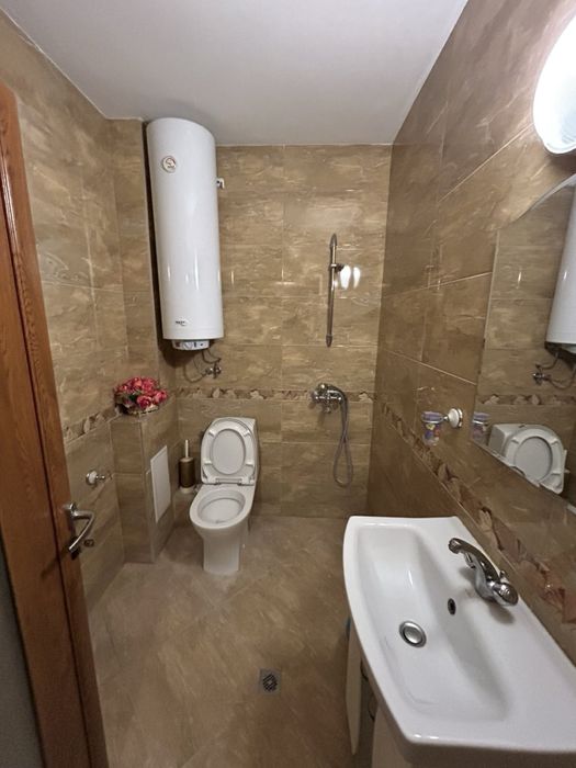 Дава се под наем Двустаен апартамент в Варна, Колхозен пазар - 49 кв.м за 408.51 € - Снимка #5