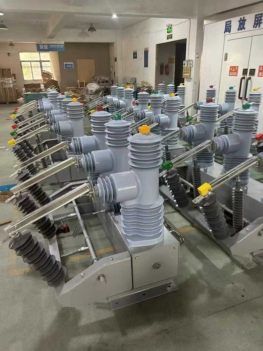 Реклоузер на 40.5кв (35кв)