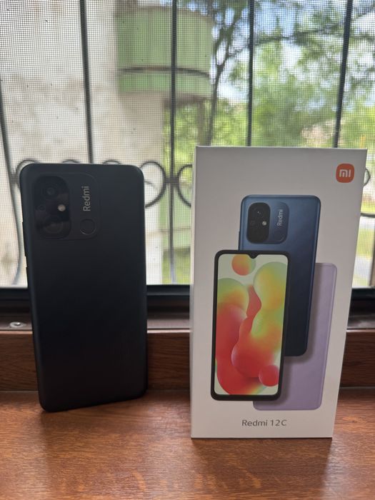 Redmi 12C с гарантиным талоном