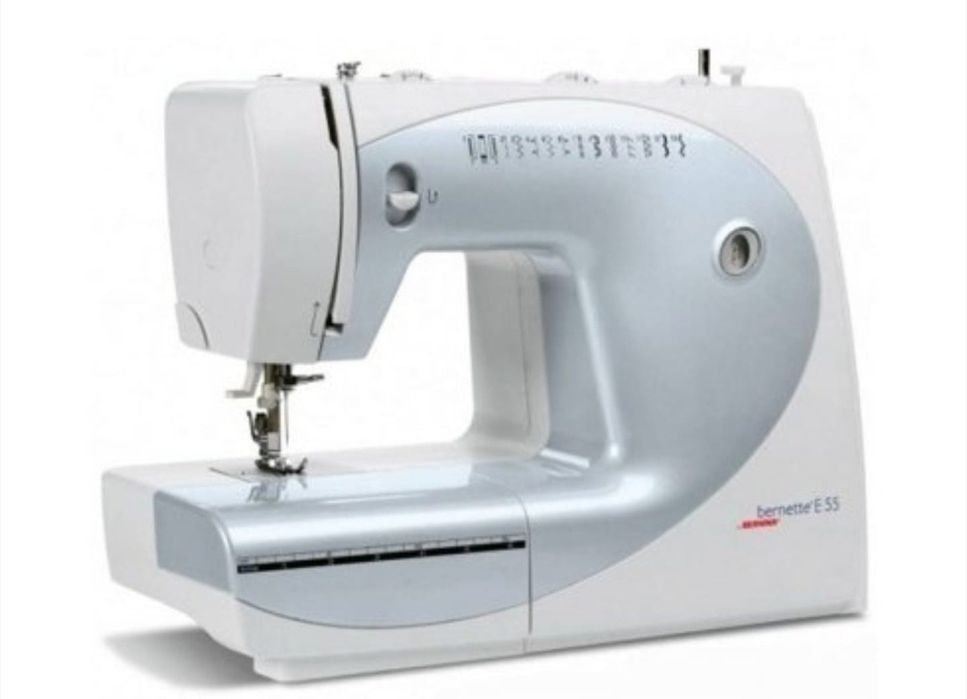 Продам швейную машинку