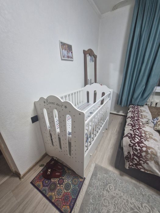 Продам детскую кроватку в идеальном состояний
