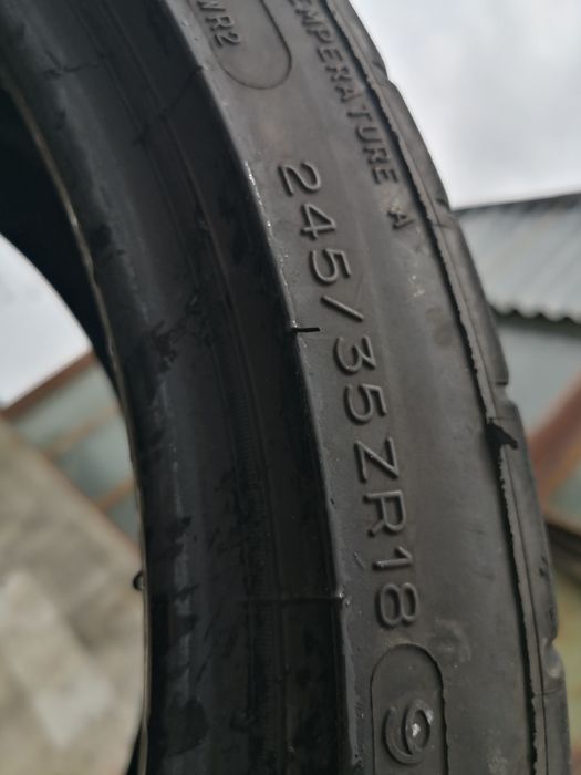 245 35 18 цола гуми Michelin dot 21 2 броя