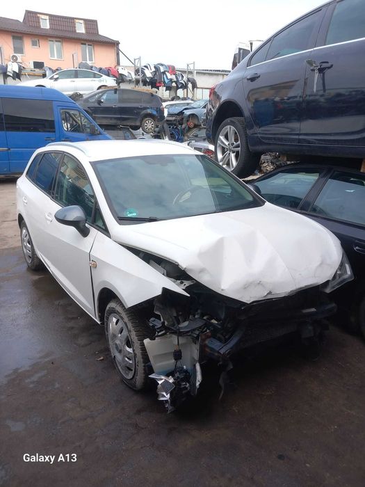 Seat ibiza st 2016  Dezmembrez/Dezmembram