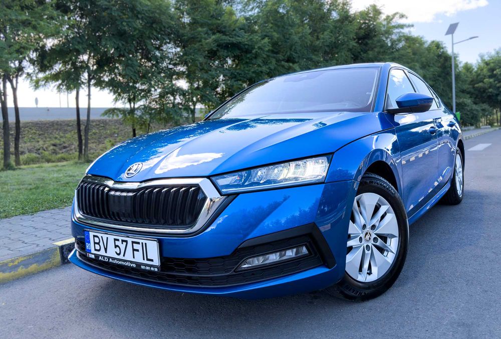 SKODA Octavia 2022 — imagine 4