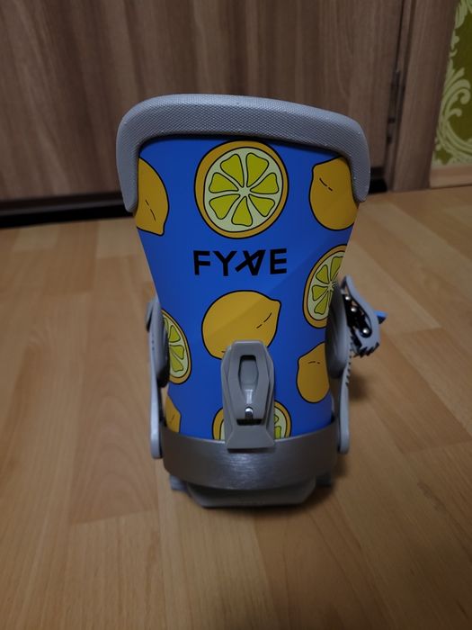 Чисто Нови Сноуборд Автомати Drake Reload Fyve