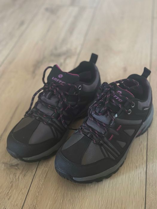 Туристически обувки Lotto