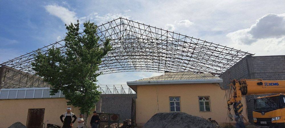 Tom Naves Molhona xizmati