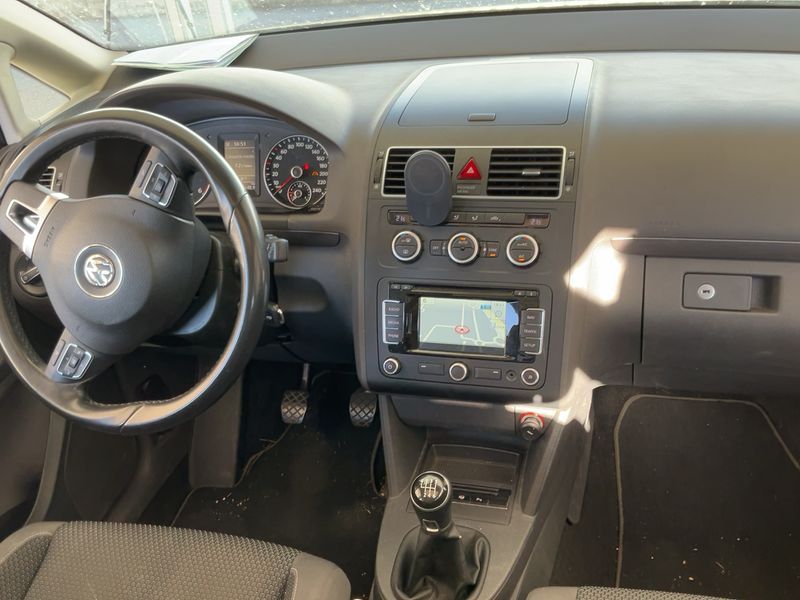 Volkswagen Touran 2.0 TDI Advance BlueMotion Tech 2014