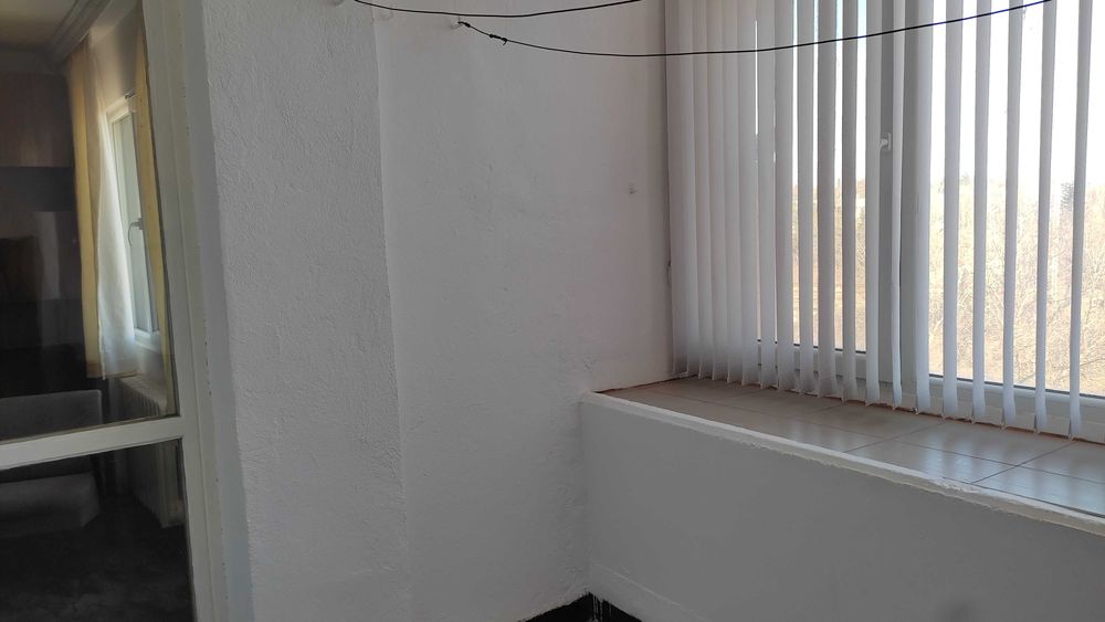 Собственик дава под наем двустаен апартамент в центъра на гр.Шумен