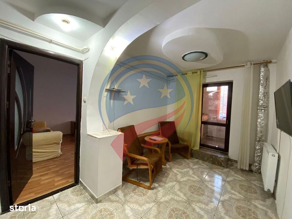 Chirie Ap 2 Camere Rovine Cu Centrala