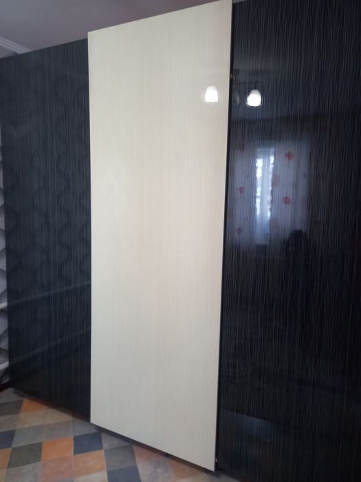 Продам шкаф-купе