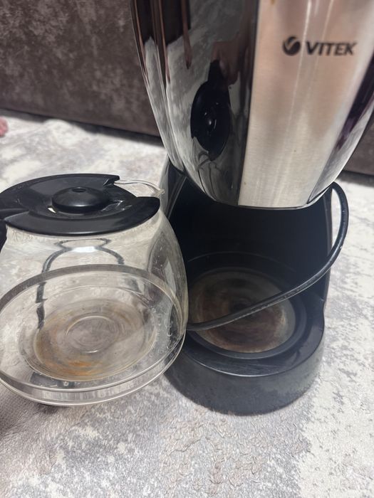 Продам кофеварку