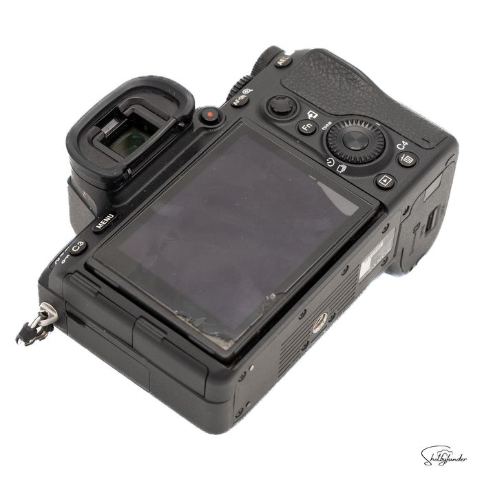 Sony A7 III + Tamron 28-75