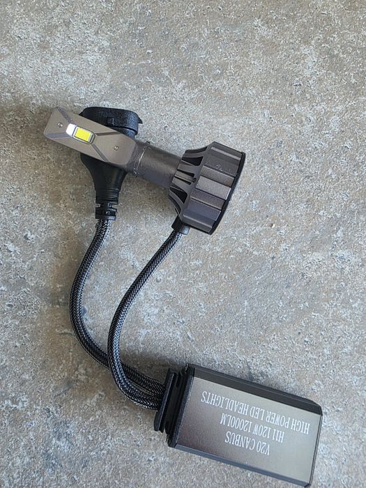 Becuri Led H4  noi