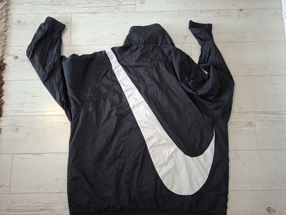 Nike-Ориг. Дамско тънко Яке