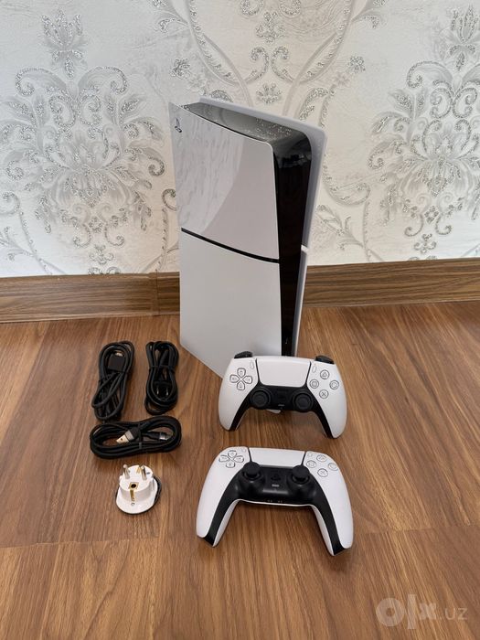 PlayStation 5 Slim 1TB