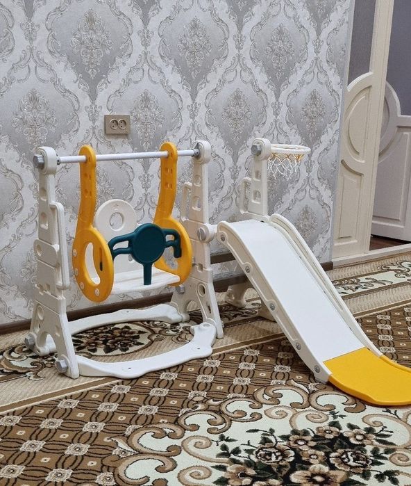 Detskiy gorka kachelya