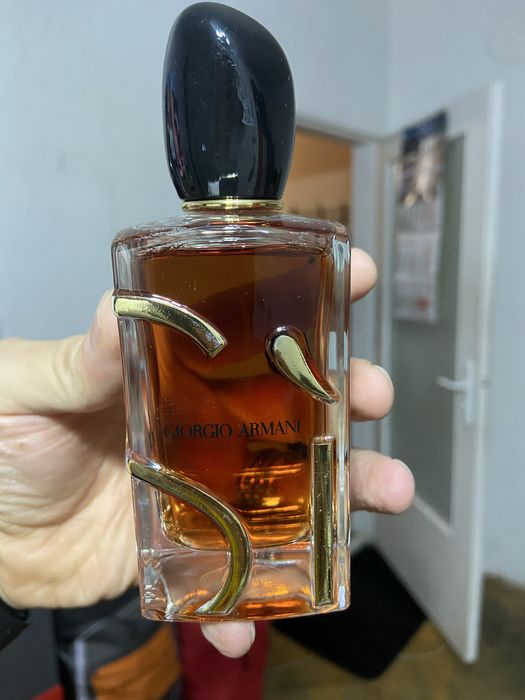 Armani si black  дамски 100мл нов