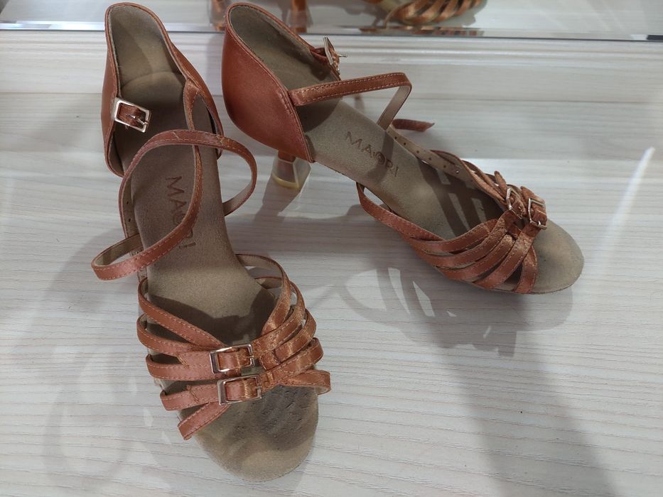 Туфли для танцев