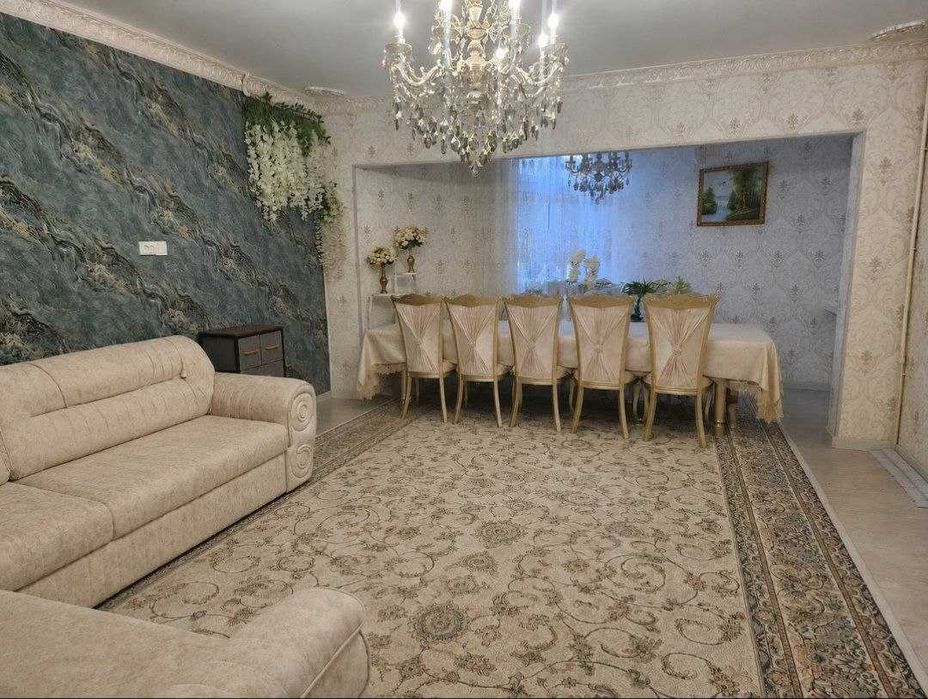 Продаётся 4х комнатная квартира