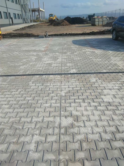 Редене на гранитен и бетонен паваж,бордюри,парко елементи