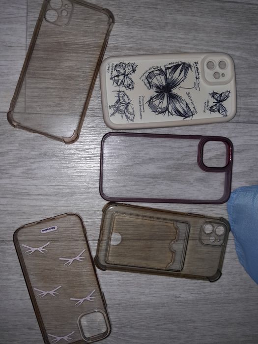 Продам чехол на айфон 11