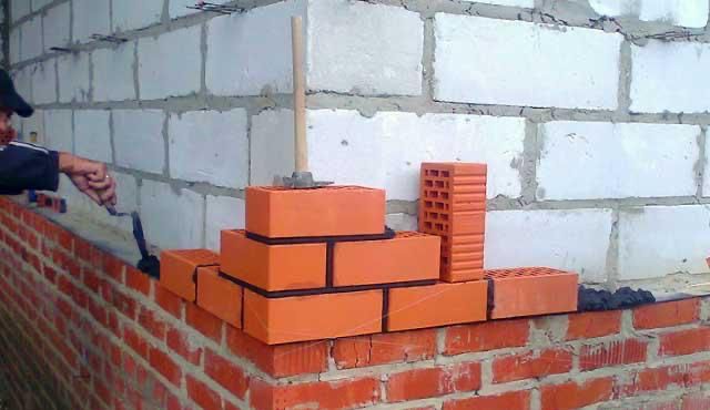 Каменщик кладка