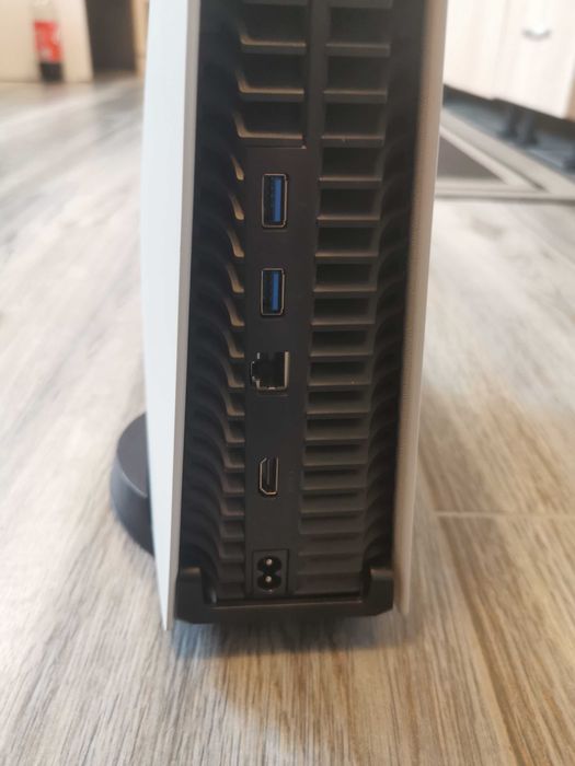 Playstation 5 Disc 1TB cu controller și jocuri