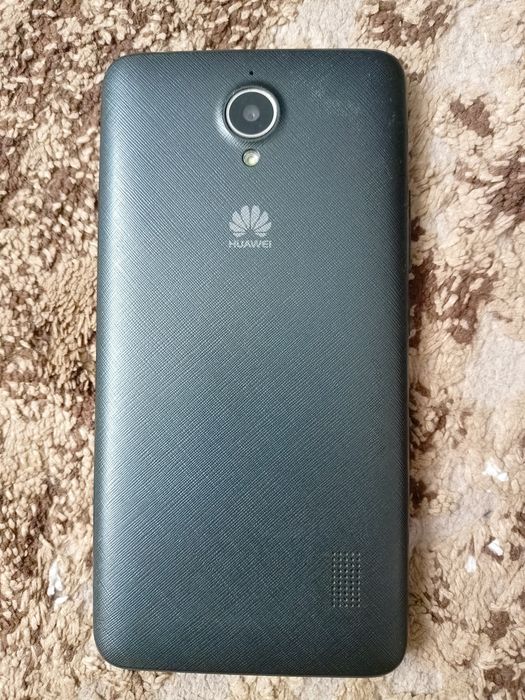Продам 3 телефона Huawei и Samsung Duos.