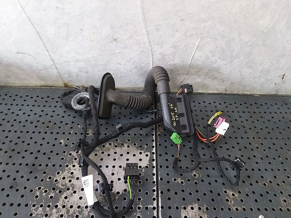 Cablaj instalatie electrica usa stanga spate mercedes c class w205 a2055400442