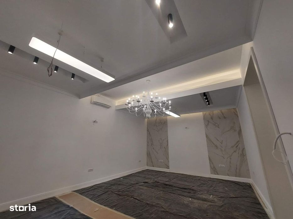 Spațiu comercial- Tg Cucu