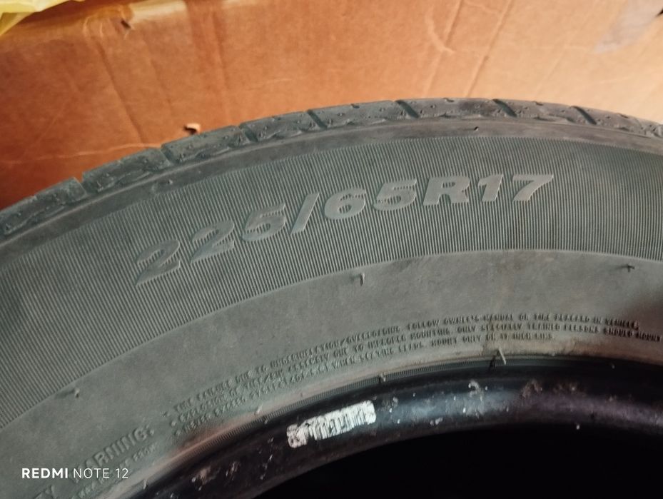 Продам резину 225/65/17