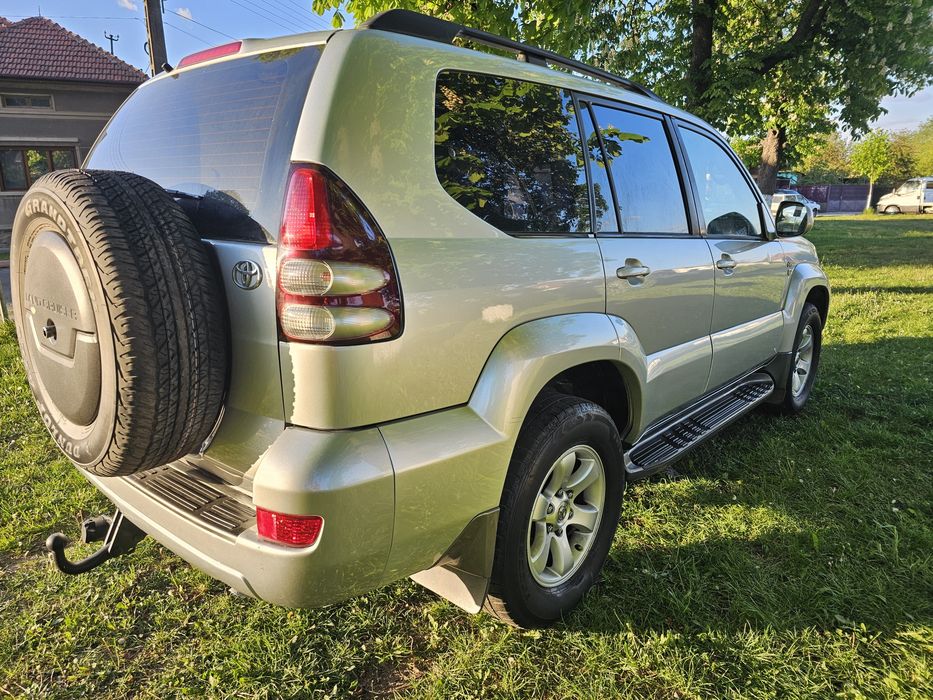 Toyota Land Cruiser 3.0 diesel//Automata! Autoutilitara N1// 283.000 kilometrii!!!