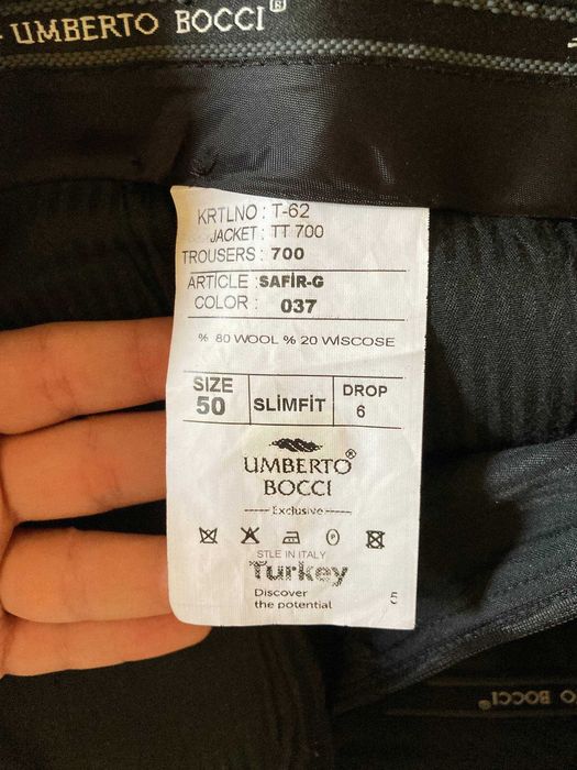 Продам мужской темно-синий костюм