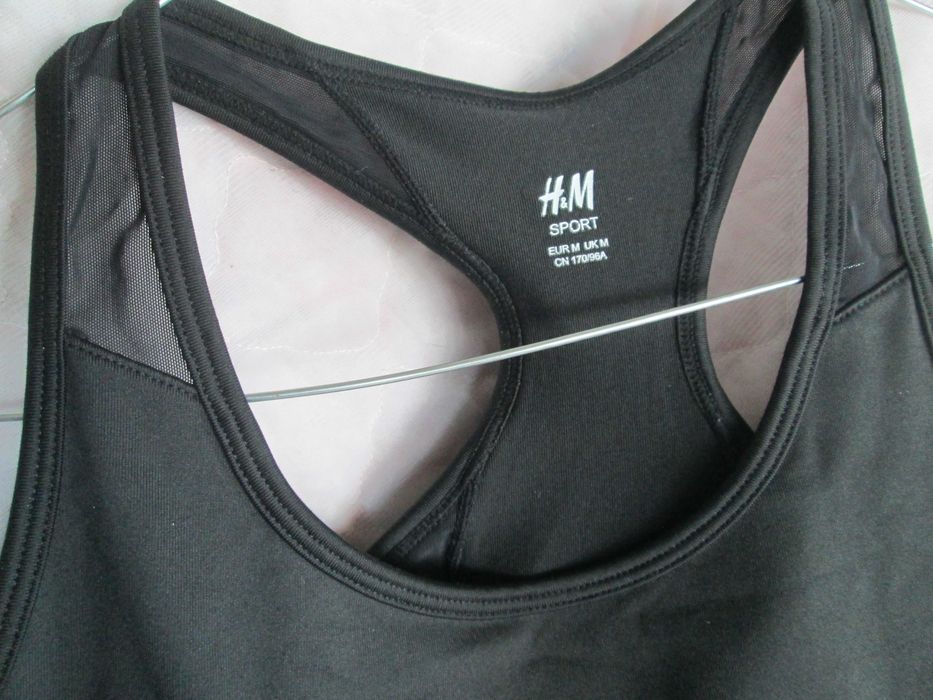 bustiera neagra H&M