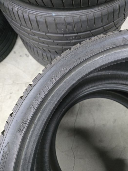 4 Броя 255/35/20 2xContinental 2xDunlop 6,2mm