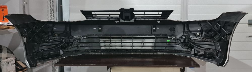 Bară față VW Golf 7 facelift 5G0807221 an 2017-2021