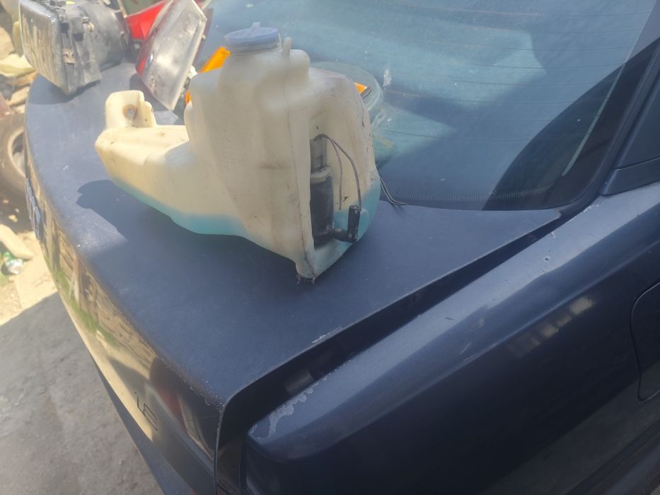 Продавам части от Ауди  80