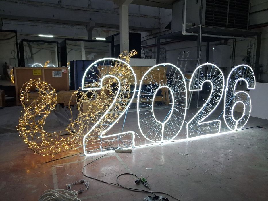 Новогодние фигуры в ассортименте от производителя