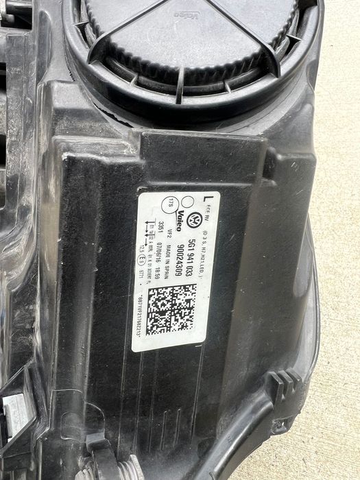 Фар за VW Golf 7 gtd Ляв