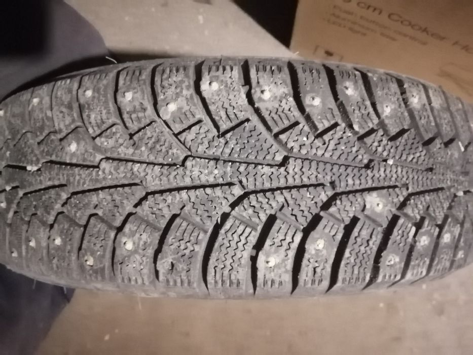 Зимние шины шипованные