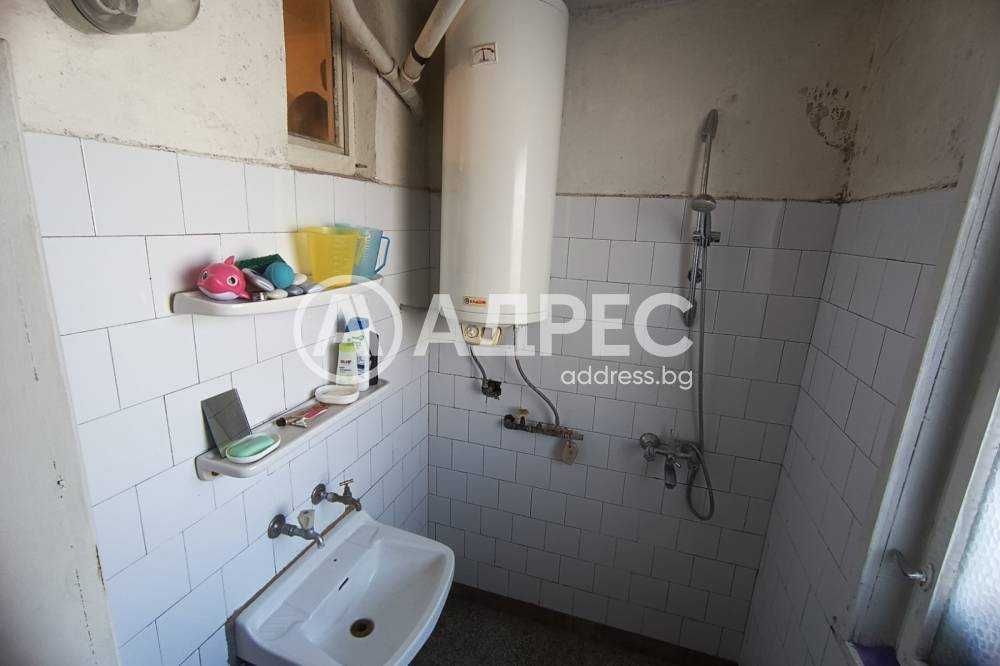 Продава се Тристаен апартамент в Разград, Център - 88 кв.м за 667 €/кв.м - Снимка #6