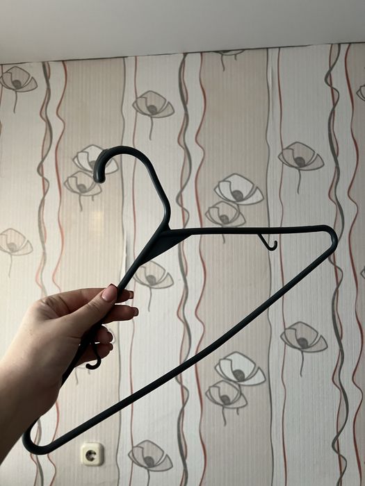 Продам вешалки