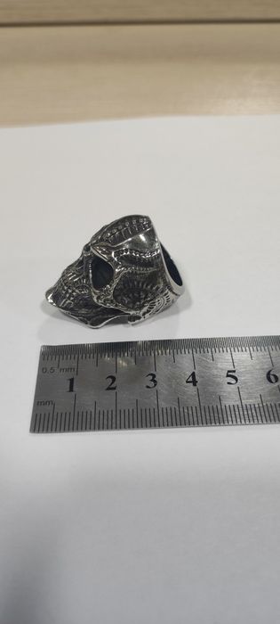 Кольцо в виде черепа, рокерское,байкерское.