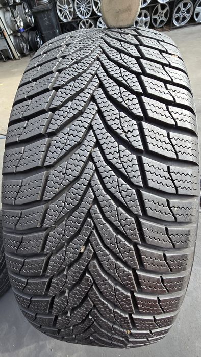 4 anvelope iarnă Nexen 235/60/17